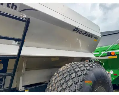 Used UNVERFERTH _UNKNOWN_ Dry Spreaders Iowa US | Keast Enterprises #1360504