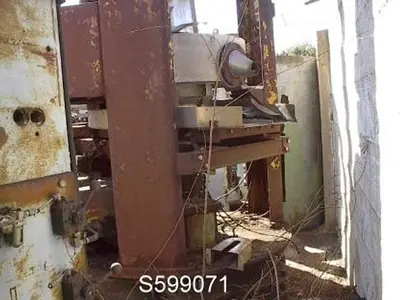 USED JONES P-300