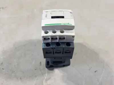 NEW SCHNEIDER ELECTRIC LC1D09F7