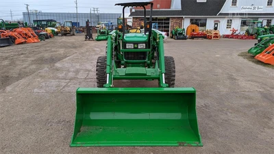 USED 2013 JOHN DEERE 5055E