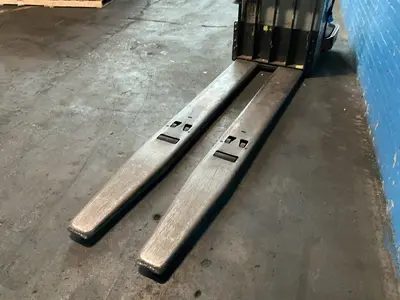 Used RAYMOND 8410 Pallet Jacks Ohio US | HGR 24 #1404877