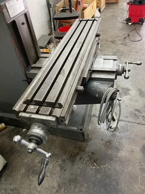 LAGUN FTV-2S Conventional Knee Mill