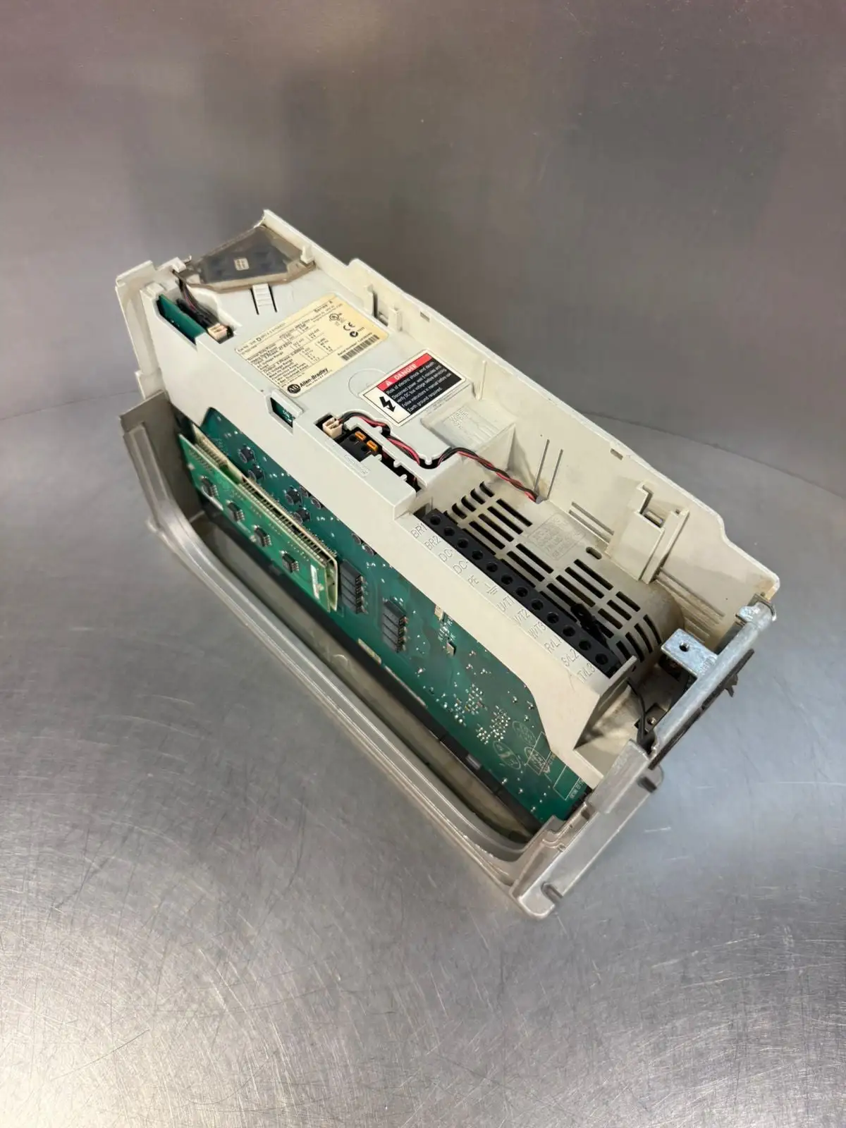 Allen-Bradley 20BD8P0A3AYNAED1 /A AC Drive 5 HP 480V 3Ph (3.5.5)