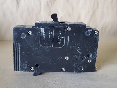Used SQUARE D EDB16015 Switchgears British Columbia CA | Lenmark #239034