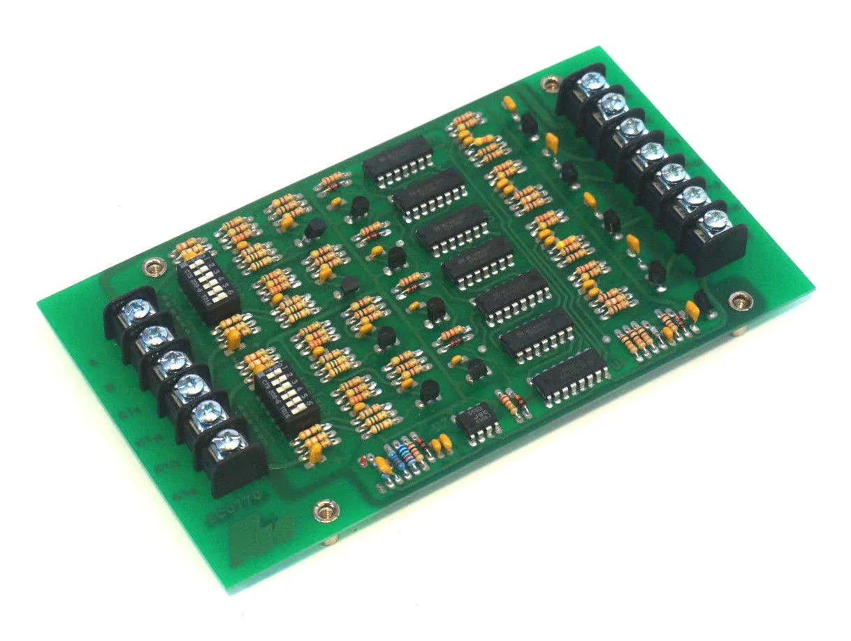 NEW RED LION CONTROLS EC0770 PC BOARD MB1752X