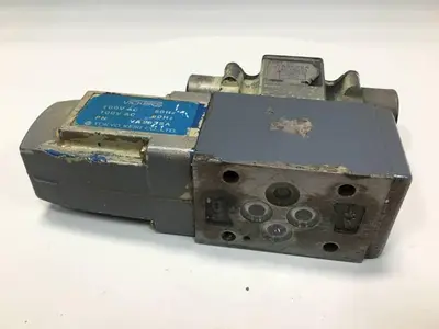 USED SPERRY VICKERS DG4V30BPLT10LHJAS310