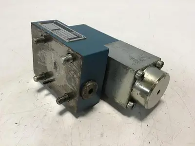 USED BOSCH 0 811 402 019