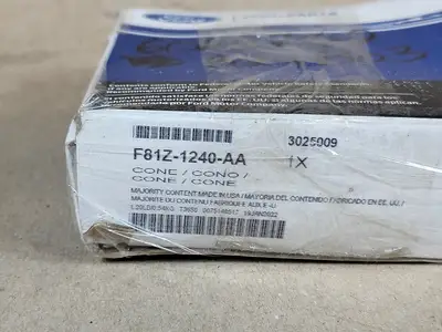 NEW FORD F81Z-1240-AA