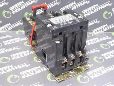 Square D 8536 SA0 12 Size 00 Motor Starter 1-1/2 or 2 HP 120V Coil Used