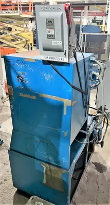 USED 1981 PHI PHI S0230-C-6M2-D-X8 PRESS