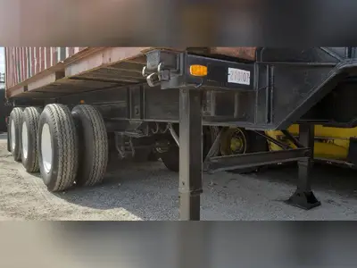 Used A PLUS 20′ SHIPPING CONTAINER Chassis Florida US | USA Transequipment #1542613