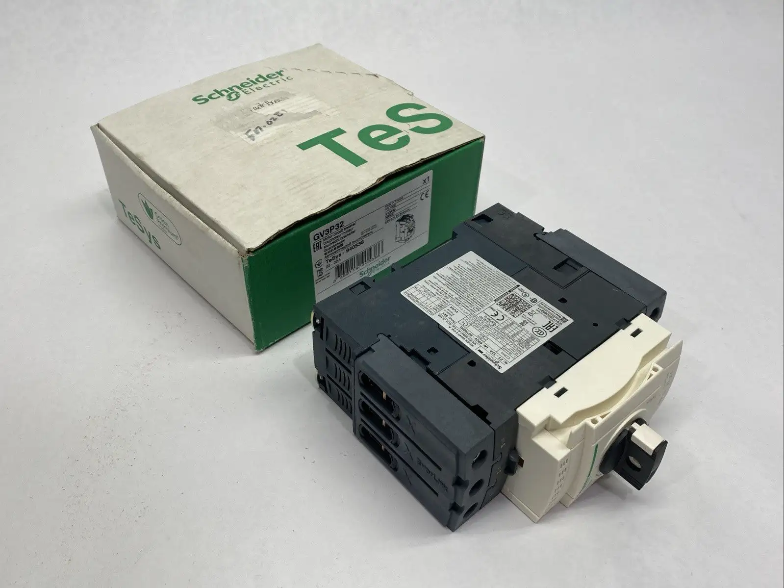 USED SCHNEIDER ELECTRIC 23-32A