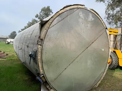 Tank, 11,500 Gallon, Stainless steel, Insulated, 9' x 25' #S744216