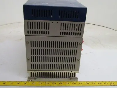 Yaskawa Saftronics CIMR-H5.5B.D05 7.5HP HII 460V Series Drive