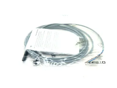 NEW SEALED FESTO SMT-8M-A-PS-24V-E-2,5-OE PROXIMITY SENSOR SMT8MAPS24VE25OE