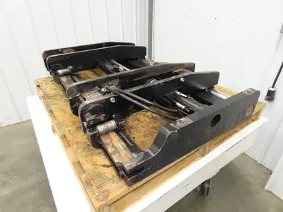 Hyster E100XN Forklift Carriage Fork Positioner 48" Width 10000lbs Class 4 READ