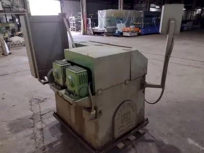 1980 KBC LIAN FENG MODEL #LF-40 2 DIE THREAD ROLLER IN-FEED & THRU-FEED: STOCK #19141
