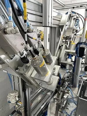 Used FANUC N95 FACE MASK NOSE CLIP FANUC ROBOTIC ASSEMBLE AND ATTACHING CELL BY ACE NEW 2020 Robotic Welding Cells | Harbor Machinery Inc. #1283350