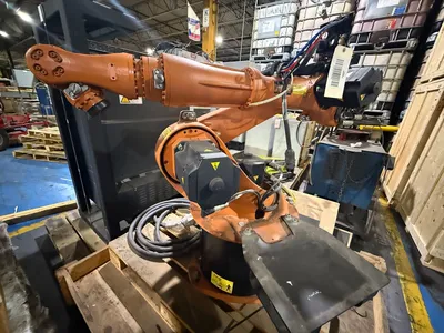 USED 2015 KUKA KR16 L6-2 + KR C4 NA