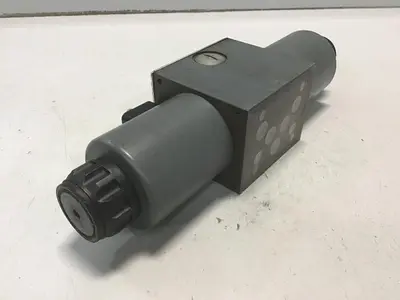 USED REXROTH 4WE10J31/CG24N9Z4V