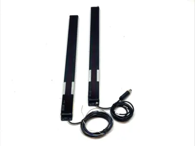 Used Banner Safety Light Curtain Emitter & Receiver Light Curtains & Grids Michigan US | Maverick Industrial Sales #1392977