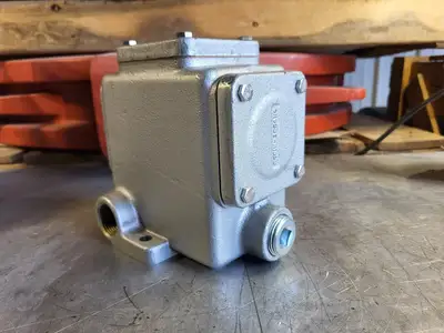 New | in-Stock CROUSE-HINDS AFU03330 Switchgears British Columbia CA | Lenmark #242025