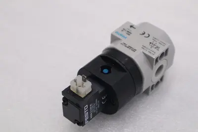 NEW Festo HEE-D-MINI-110 On/Off Valve STOCK L-344-C