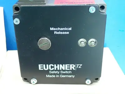 NEW EUCHNER TZ1LE024MVAB