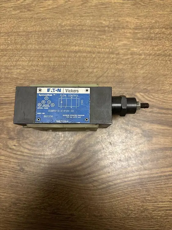 New | in-Stock VICKERS DGMFN-5-X-P2W-30 Pump & Valve Parts Ohio US | Surplus Asset Holdings #1241741