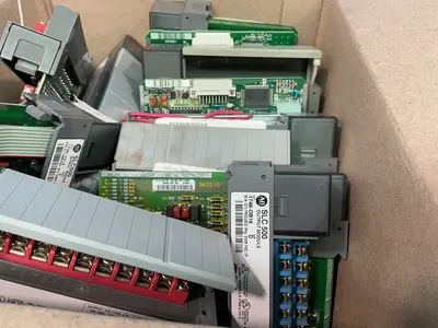 Used ALLENBRADLEY 1746OA16 PLC Input & Output Ohio US | HGR 24 #1507696