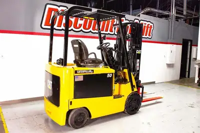 USED 2017 CATERPILLAR EC25N2-AC
