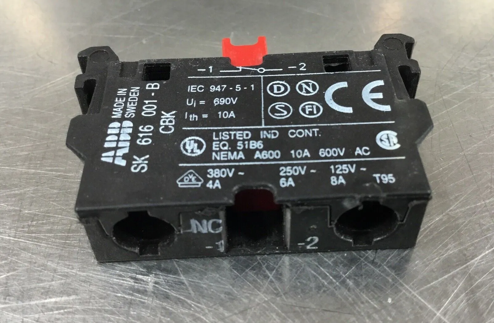 ABB SK616 001-B Contact Block NC 4D-16