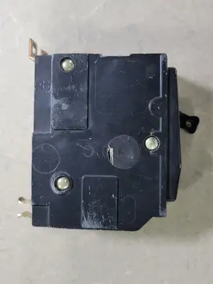 USED SQUARE D QOB215