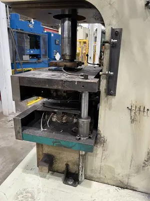 USED 1996 NEFF NEFF D25 PRESS