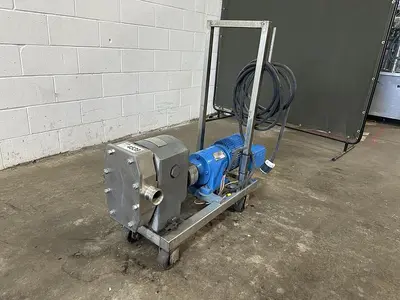 USED APV-CREPACO R4R