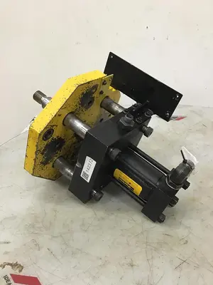 USED VAN DORN 40048