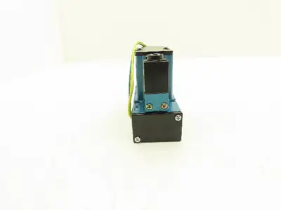MAC 6211C-211-PM-111DA Pneumatic Single Solenoid Valve 120V 3/8"NPT Manifold