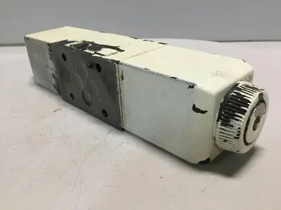 USED VICKERS DG4V-3-6C-M-U-HL7-60