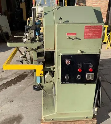 Pade / Medalist Bell Round End Tenoner (101616)