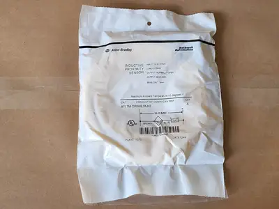 NEW ALLEN-BRADLEY 871TM-DR5NE18-H2