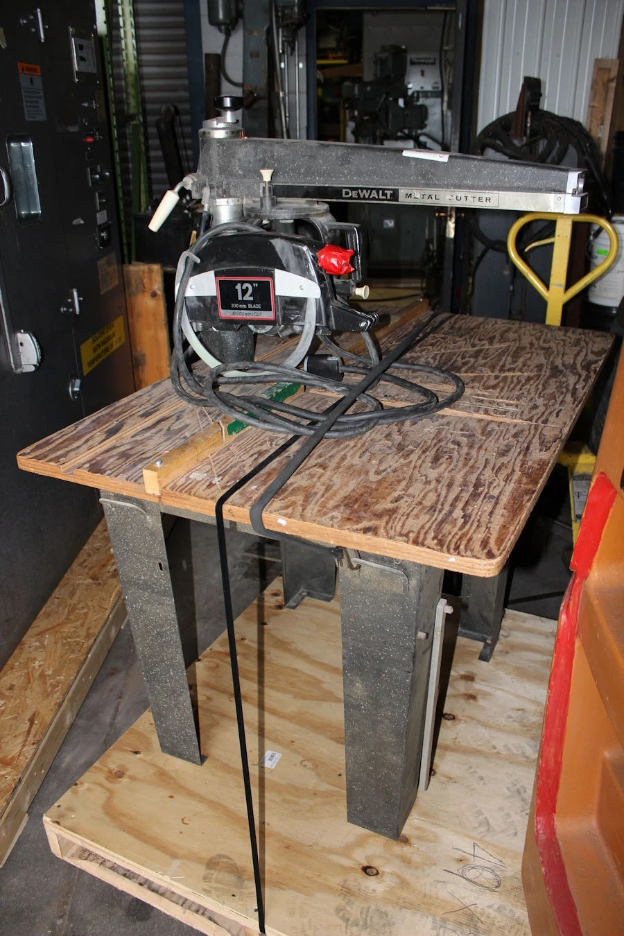USED DEWALT T 1631