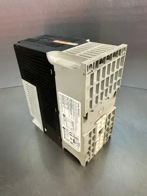 Allen Bradley 25B-D010N114 PowerFlex 525 4.0kw 5HP 3Ph (2.3.3)