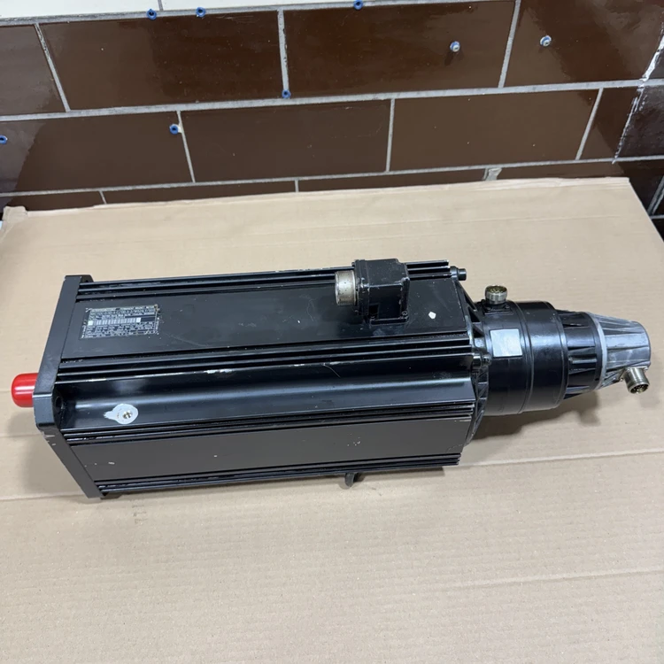 Used Indramat Bosch Group MAC112C-0-HD-4-C/130-A-2/WI524LV/S013 Motors (misc) Indiana US | J&J Industrial Supply #1075106