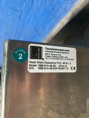 Used 2018 TERRA UNIVERSAL 168891A48SD Laminar Flow Hoods Ohio US | HGR 24 #1520822