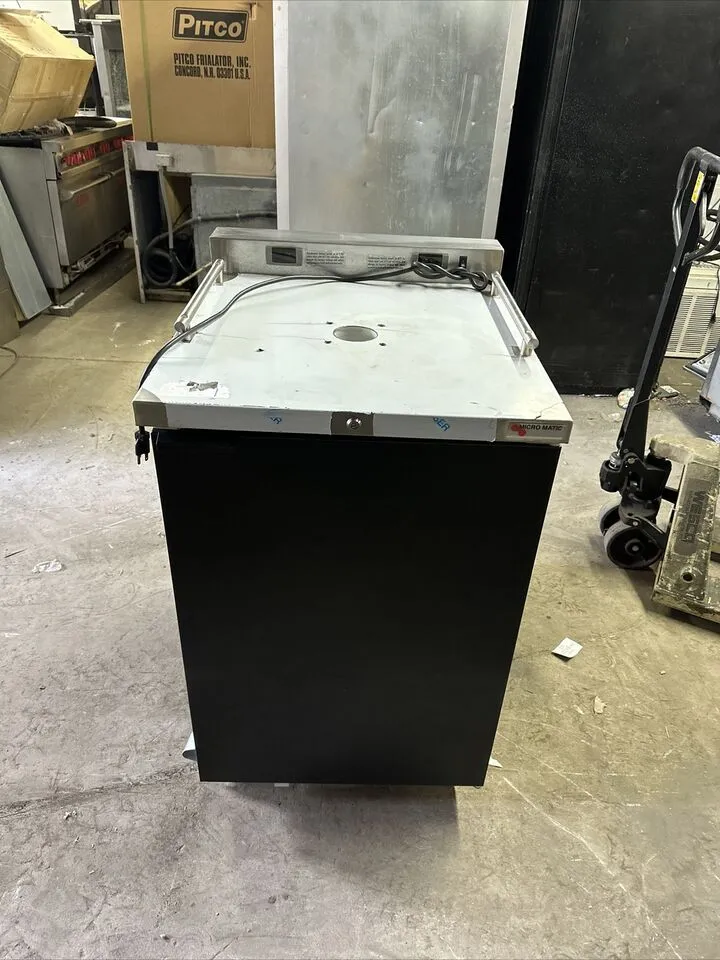 174-0195 Micromatic MDD23W Self Contained Dual Temperature Wine Dispenser Cooler