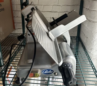 174-0041 Globe G10 10” Manual Gravity Feed Slicer