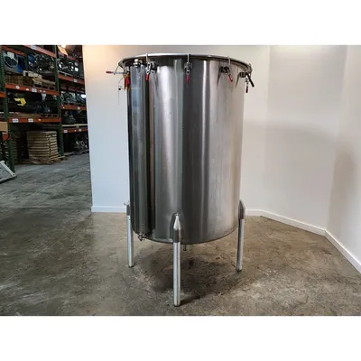 Used Stainless Steel Liquid Strainer Tank 395 Gallon Capacity w/ CIP spray ball