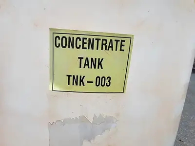 4 x Plastic Tanks