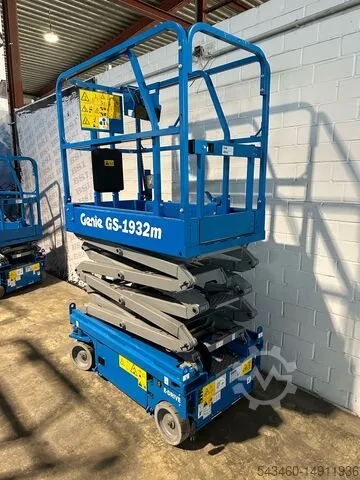 USED 2021 Genie GS1932M