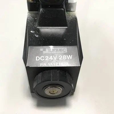 USED VICKERS DG4V32AMP7H750